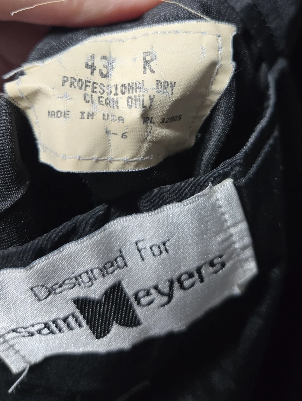 Oscar De La Renta Tuxedo Suit Jacket Size 43R Wedding Prom Formal Sam Meyers